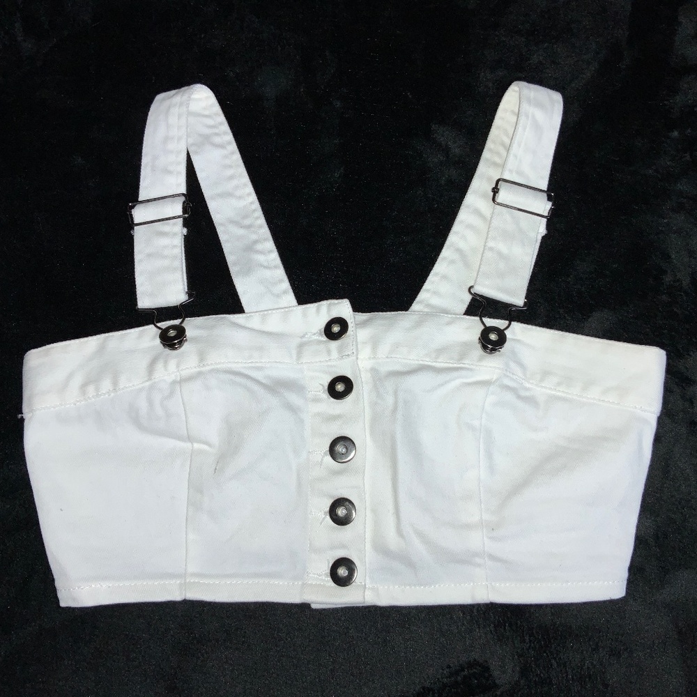 Kendall and Kyle Top